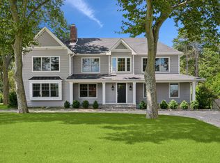 24 Indian Run, East Quogue, NY 11942
