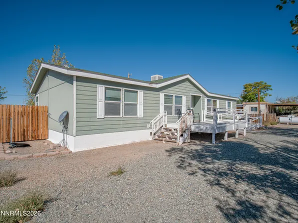70 Mountain Ln, Yerington, NV 89447