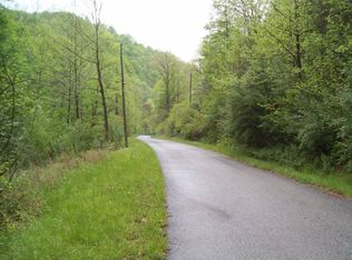 164 Cow Fork Rd, Beverly, KY 40913