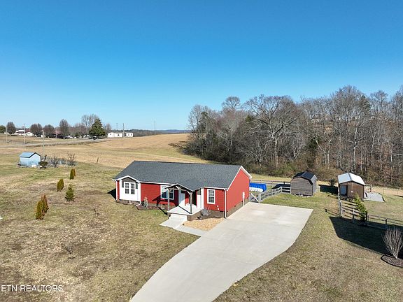 2nd image of 272 County Road 312