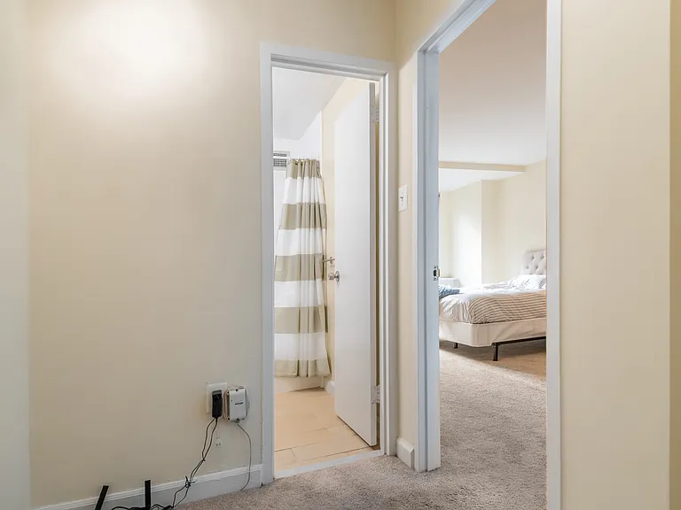 1021 Arlington Blvd #435 — Photo 12
