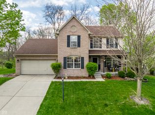 8625 Providence Dr, Fishers, IN