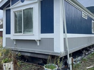 329 Railroad Ave, Acme, WA 98220