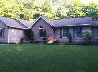 5322 Wildwoods Dr, Rock Creek, OH 44084