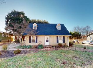 803 Davenport Rd, Simpsonville, SC 29680