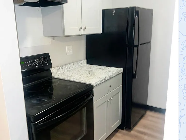 145 Broad St #6 — Photo 4