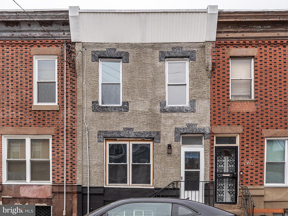 1st image of 2323 Moore St