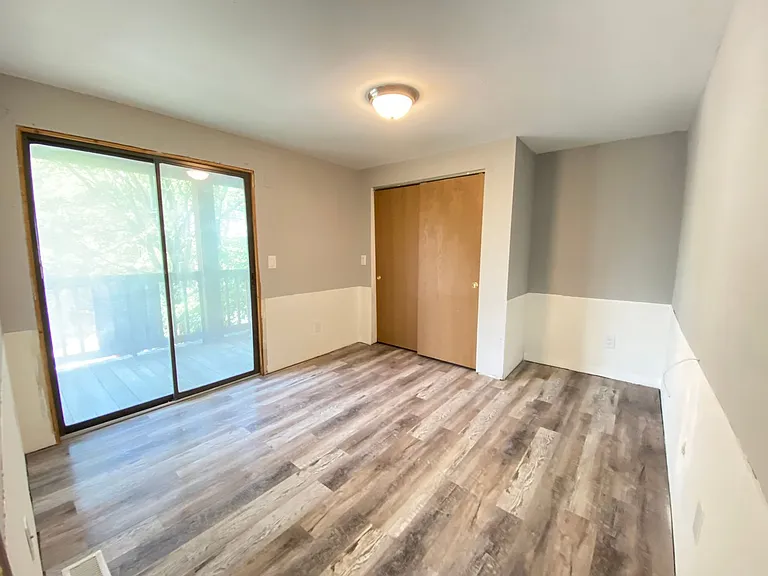 1522 Indianola Ave — Photo 21