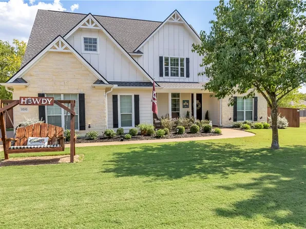 1010 Sanctuary Ct, College Station, TX 77840