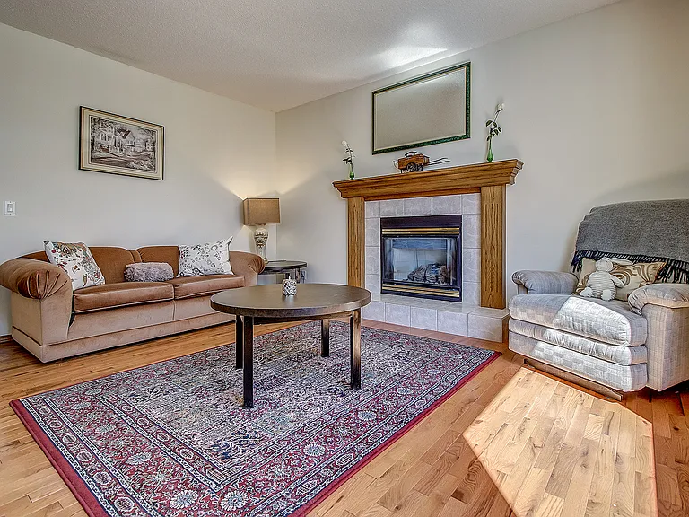 8010 Schubert Gate NW — Photo 6