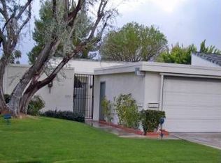 1953 Grand Bahama Dr E, Palm Springs, CA 92264