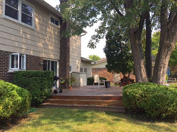 3rd image of 815 W Hackberry Dr