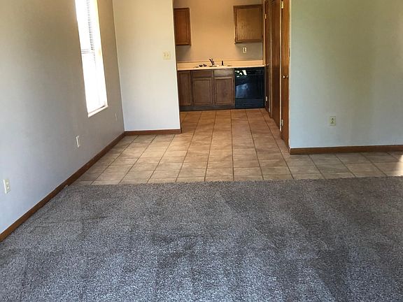 Living room/ Kitchen