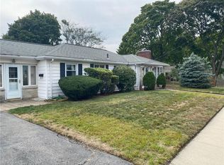 400 Eaton St, Providence, RI 02908