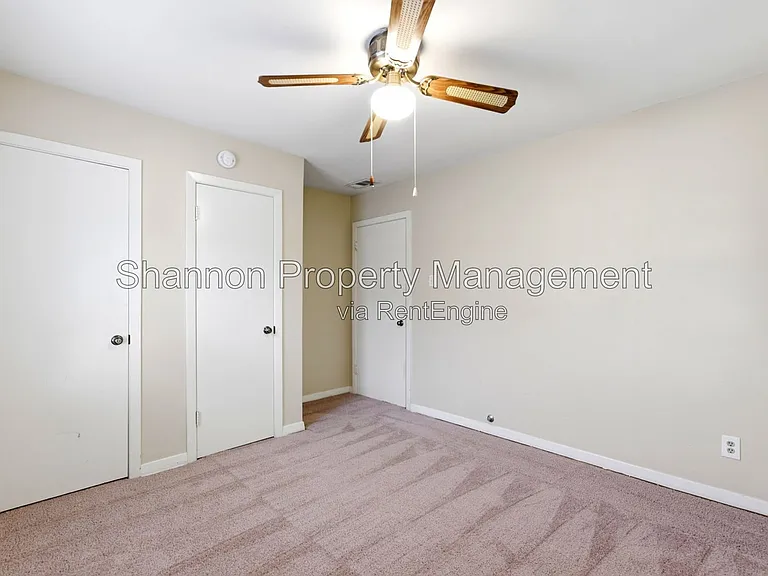 8406 Highcrest Dr — Photo 27
