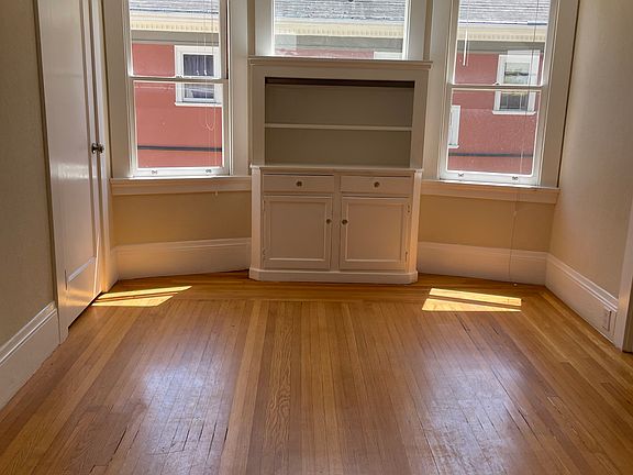 2nd image of 2325 McKinley Ave APT 16