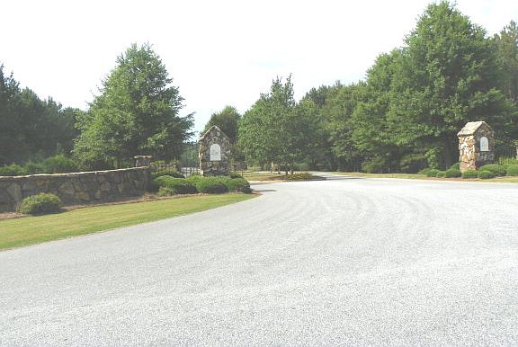 4th image of 983 Eagles Harbor Dr