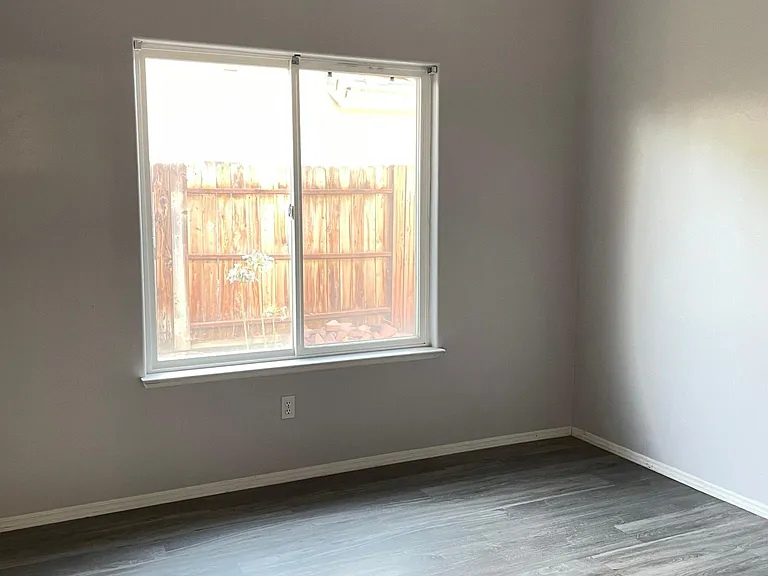 12216 Kingfisher Ave — Photo 24