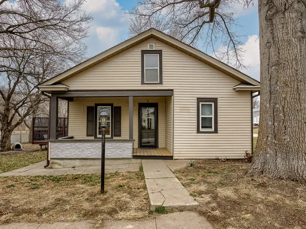 406 Elm St, Mineola, IA 51554