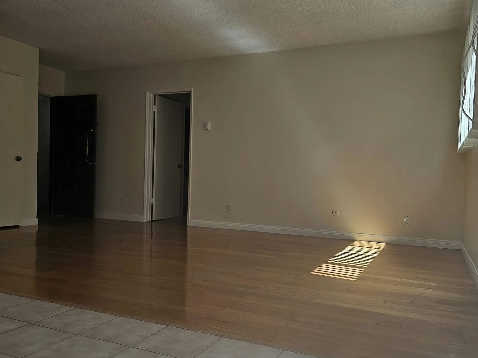 2 bed, 1100 sqft, $2,845 — Photo 4