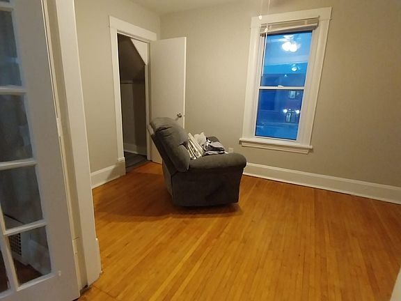 2nd image of 3025 15th Ave S #2
