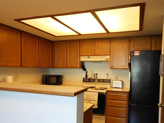 3rd image of 24918 110th Ave SE APT B