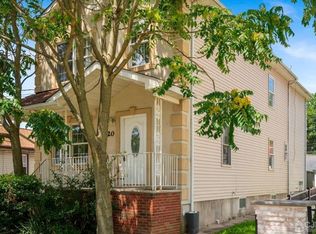 20 Silzer Ave, Iselin, NJ 08830