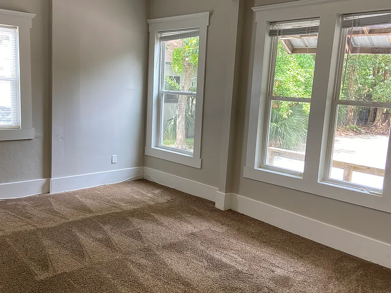 1012 E Cervantes St #D — Photo 12