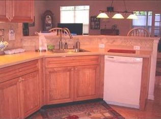 5 Wicklow Ter, Galloway, NJ 08205
