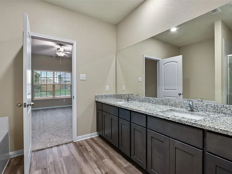 290 Moonstone Way — Photo 21