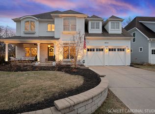 804 S Wright St, Naperville, IL