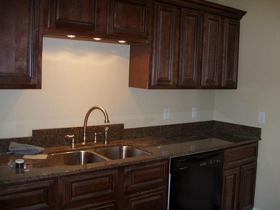 3rd image of 104 Deer Brook Dr