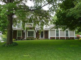 16211 Riggs Rd, Stilwell, KS 66085