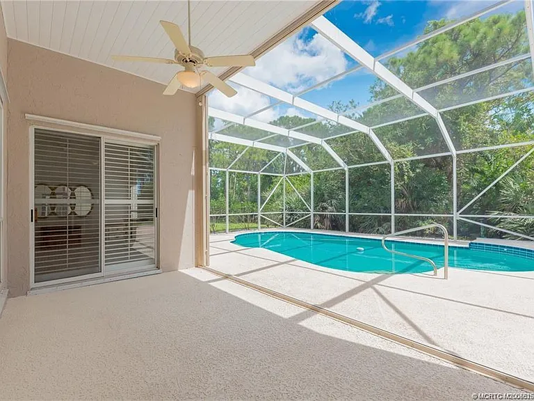 376 NW Canna Way — Photo 19