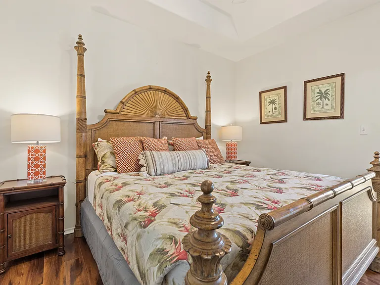 124 E Acapulco St #B — Photo 21
