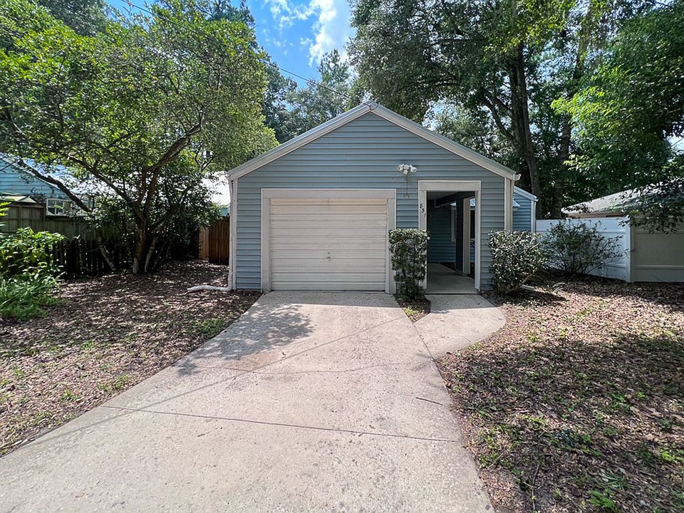 1st image of 831 NW 11th Ave