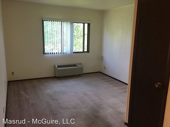 4th image of 400 Buchner Pl APT 214