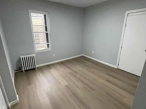 2nd image of 318 S 7th St Floor 3