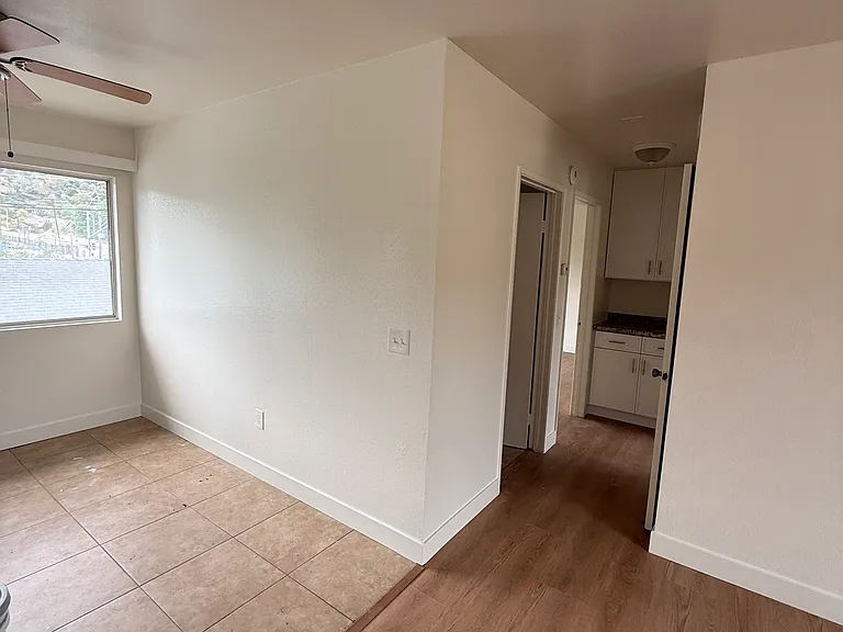 1083 S Mollison Ave — Photo 3