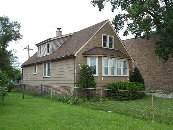 2nd image of 6245 W 95th St