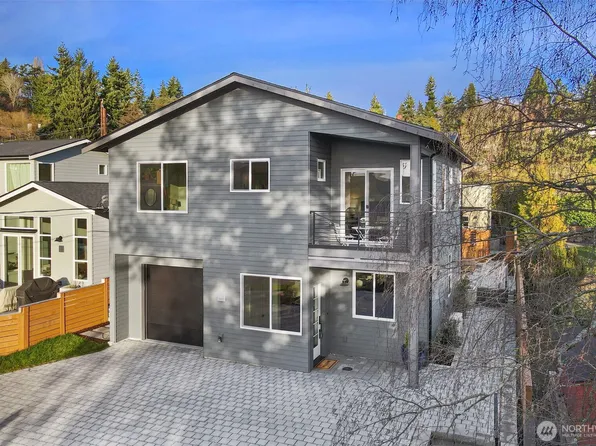 8810 41st Avenue SW, Seattle, WA 98136