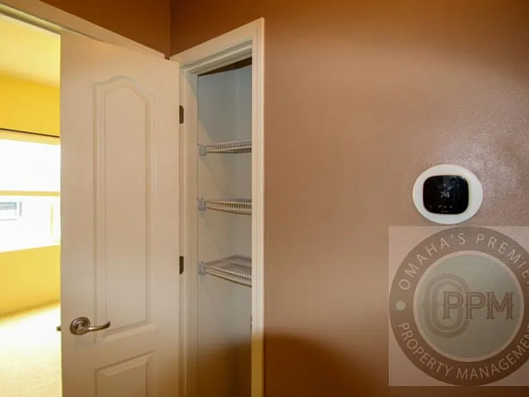 809 Lake Tahoe Dr — Photo 10