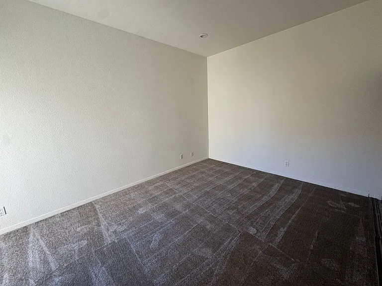 1380 E Washington Ave #38 — Photo 9