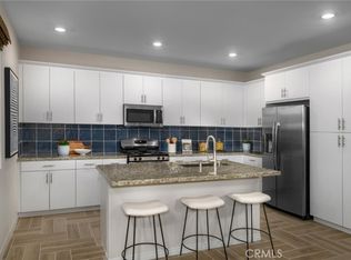 2458 Powell St, Rialto, CA 92377