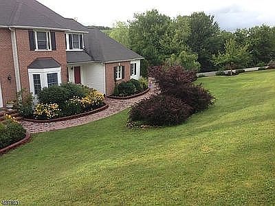 2nd image of 10 Wolfe Run Ct