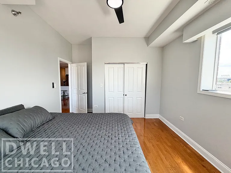 828 W Grace St #804 — Photo 4