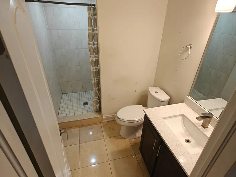 828 Bethany Cres #BASEMENT — Photo 5
