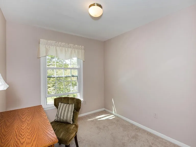 Fourth bedroom