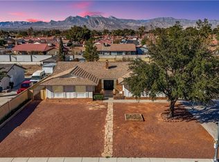 3716 N Torrey Pines Dr, Las Vegas, NV 89108