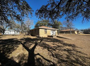 505 Old Fort Gates Rd, Gatesville, TX 76528
